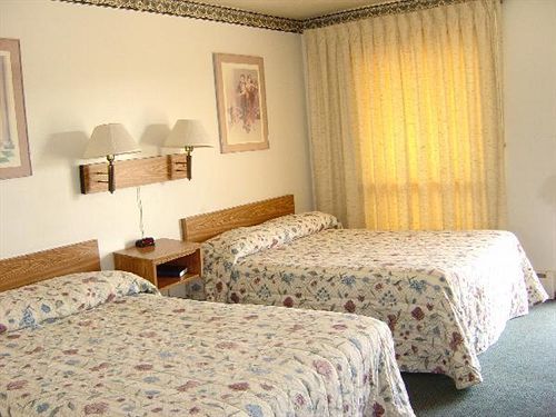 Viking Jr. Motel Saint Peter Номер фото